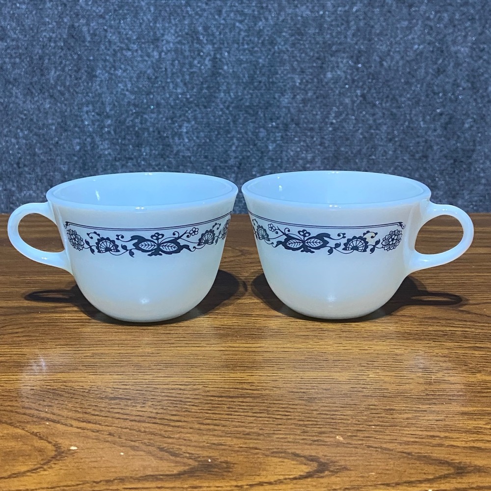 Pyrex Old Town Blue Milk Glass Tea‎ Cups Set of 2 Vintage Blue Onion Pattern USA
